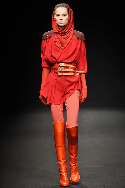 Look 23